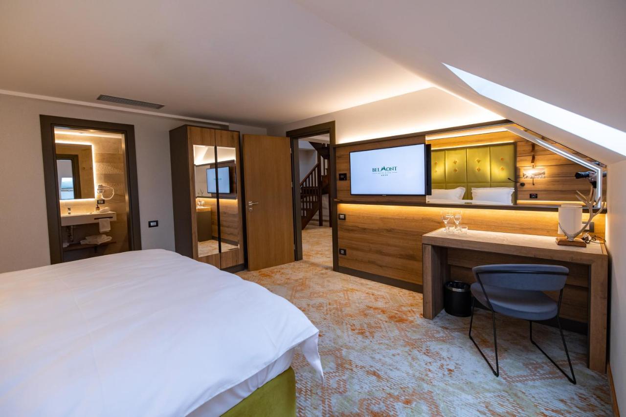 Hotel Belmont Sinaia Kültér fotó