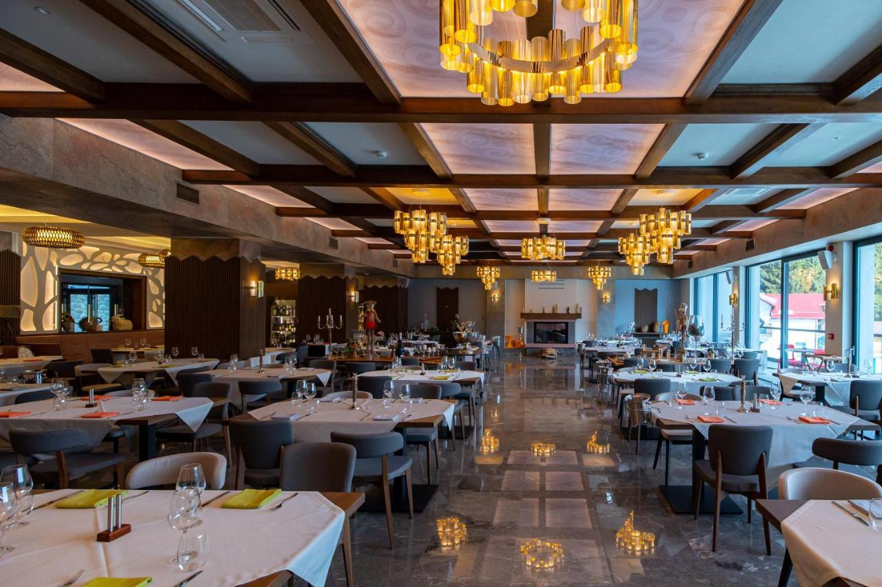 Hotel Belmont Sinaia Kültér fotó
